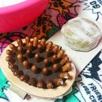 Yoonar炭化竹マッサージ ボディブラシ