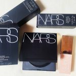 NARS(ナーズ)・ライトリフレクティング セラムクッションファンデーション／ライトリフレクティング　トーンアップヴェール／アフターグロー　リキッドブラッシュ